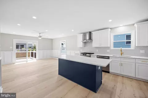 4 Travers Pl, Brigantine, NJ 08203 photo 7