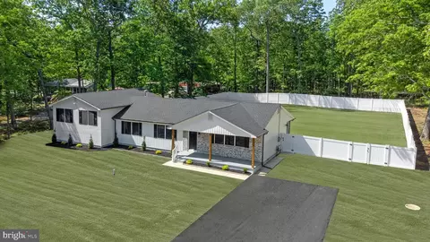 5983 Laurel St, Mays Landing, NJ 08330