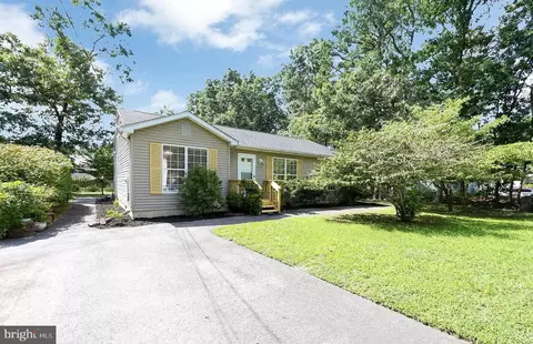 415 S Yam Ave, Absecon, NJ 08205