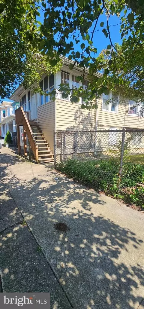 522 Adriatic Ave, Atlantic City, NJ 08401