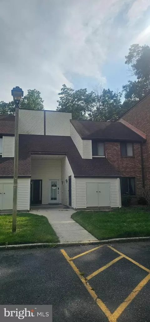 14 Country Birch Ln, Egg Harbor Township, NJ 08234
