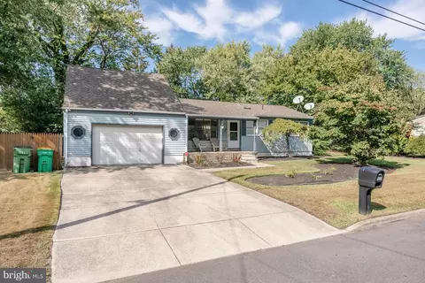212 Vermont Ave, Egg Harbor Township, NJ 08234