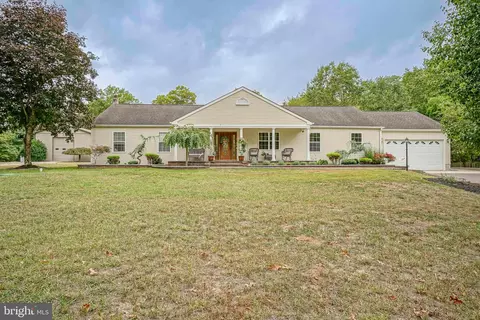 5690 Birch St, Mays Landing, NJ 08330