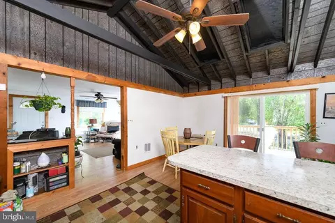 Entry Way - 300 Pine St, Hammonton, NJ 08037 photo 1 of 3