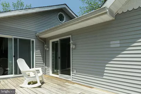 Exterior - 300 Pine St, Hammonton, NJ 08037 photo 3 of 5