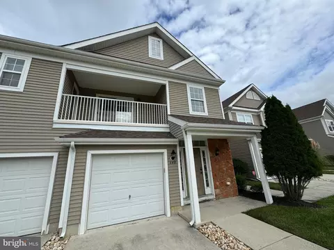 648 Squires Dr, Egg Harbor Twp, NJ 08234
