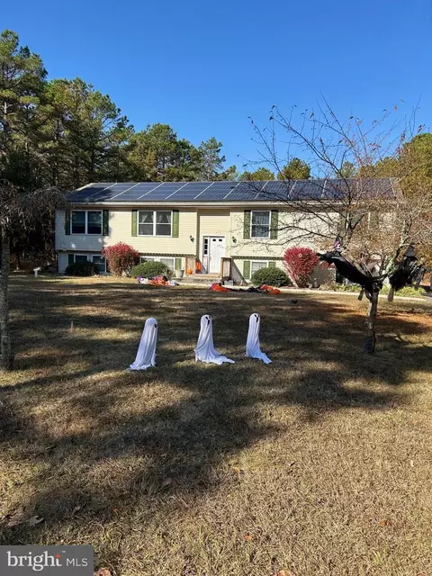 2261 Eighth Ave, Hammonton, NJ 08037