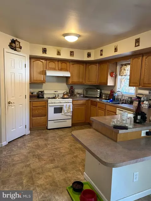 Kitchen - 2261 Eighth Ave, Hammonton, NJ 08037 photo 1 of 1