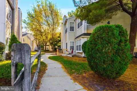 197 Meadow Ridge Rd, Absecon, NJ 08205