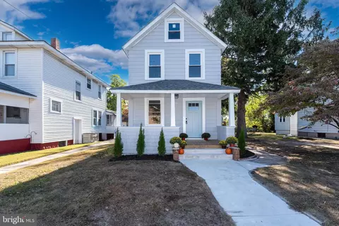 342 Pleasant St E, Hammonton, NJ 08037