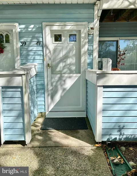 41 Heather Croft, Egg Harbor Township, NJ 08234