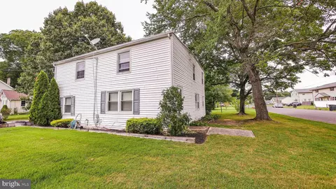 200 W Pacific Ave, Minotola, NJ 08341