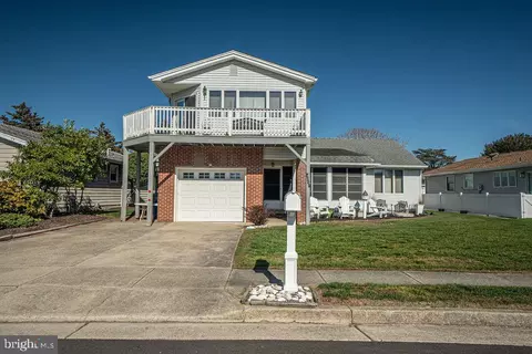 5211 Sea Spray Rd, Brigantine, NJ 08203
