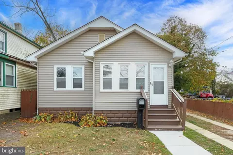 5 Loraine Ave, Pleasantville, NJ 08232