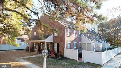 1551 Hamilton Ct, Mays Landing, NJ 08330