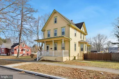 114 Chicago Ave, Egg Harbor City, NJ 08215