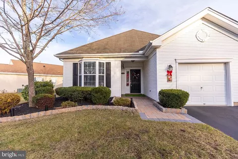 512 Weston Dr, Galloway, NJ 08205