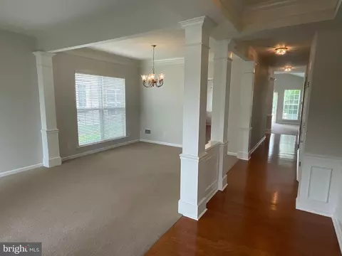 Entry Way - 32 Leah Ct, Hammonton, NJ 08037 photo 1 of 5