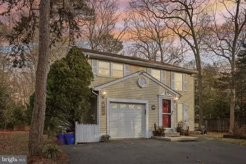 731 Moonraker Ct, Absecon, NJ 08205