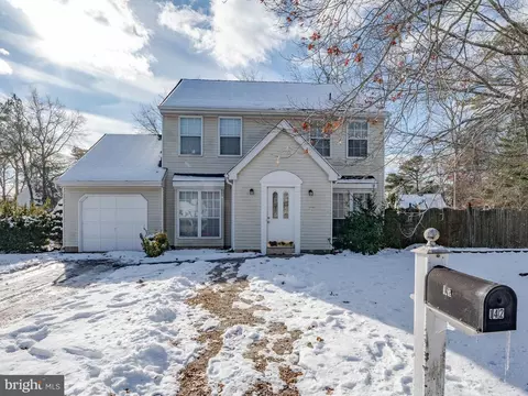 142 Seminole Ct, Absecon, NJ 08205