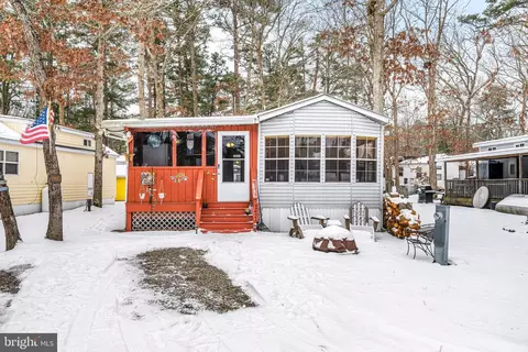103 Cumberland Ave #111, Estell Manor, NJ 08319