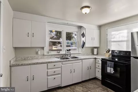 Kitchen - 232 Grape St, Hammonton, NJ 08037 photo 2 of 3