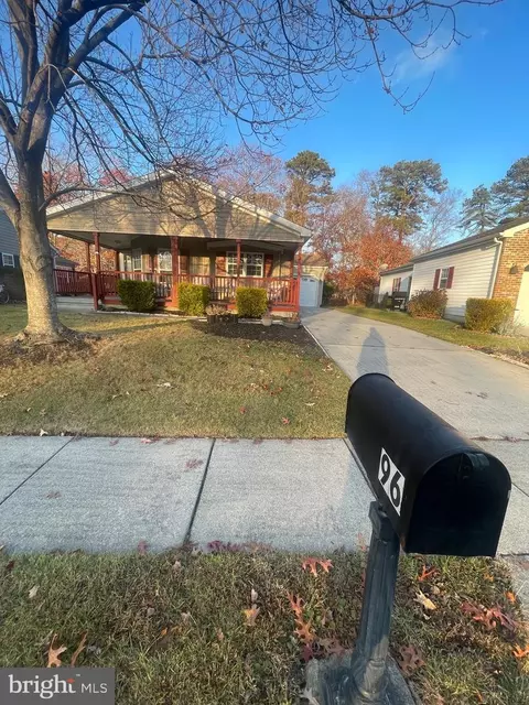 96 Loch Lomond Ct, Mays Landing, NJ 08330