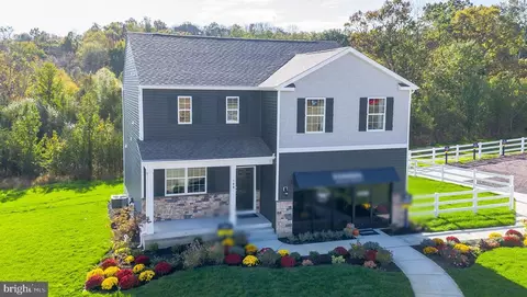 122 Malibu Dr, Egg Harbor Township, NJ 08234