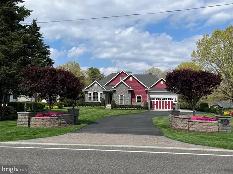 549 S 1st Rd, Hammonton, NJ 08037