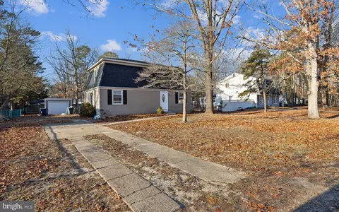 215 Evergreen Ave, Williamstown, NJ 08094