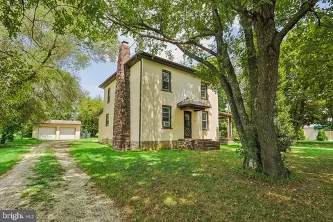 384 Wheat Rd, Vineland, NJ 08360
