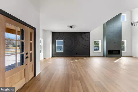 Living - 424 E Brook Ln, Galloway, NJ 08205 photo 1 of 7