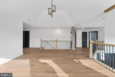 Entry Way - 424 E Brook Ln, Galloway, NJ 08205 photo 8 of 8