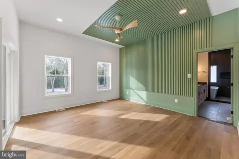 Bedroom - 424 E Brook Ln, Galloway, NJ 08205 photo 1 of 6