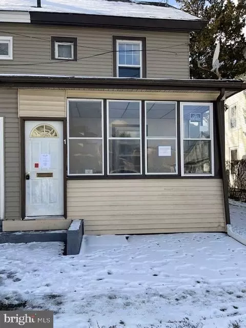 114 S 2nd St, Hammonton, NJ 08037