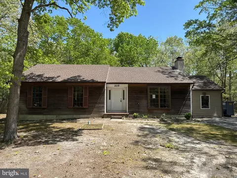 205 Country Ln, Absecon, NJ 08205