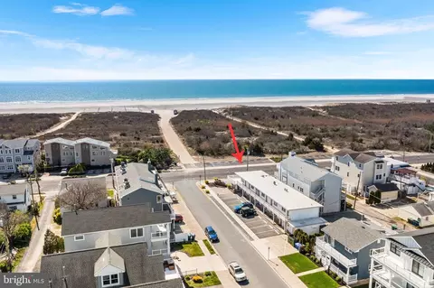 3801 Ocean Ave #4, Brigantine, NJ 08203
