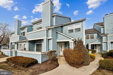 11 Heather Croft, Egg Harbor Township, NJ 08234