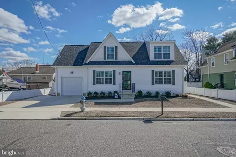 332 French St, Hammonton, NJ 08037