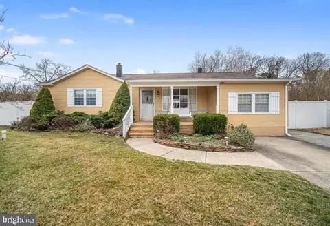 35 Evergreen Ave, Egg Harbor Township, NJ 08234
