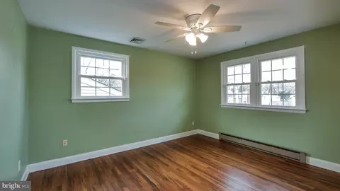 Bedroom - 1107 Breakers Ave, Absecon, NJ 08201 photo 5 of 6