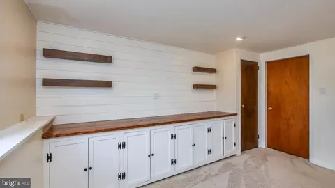 Entry Way - 1107 Breakers Ave, Absecon, NJ 08201 photo 5 of 7