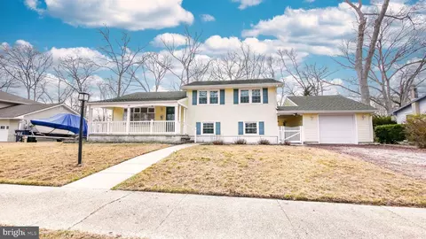 1107 Breakers Ave, Absecon, NJ 08201