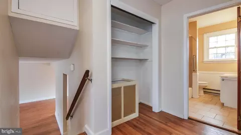 Entry Way - 1107 Breakers Ave, Absecon, NJ 08201 photo 3 of 7