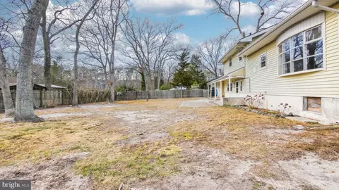 Exterior - 1107 Breakers Ave, Absecon, NJ 08201 photo 3 of 7