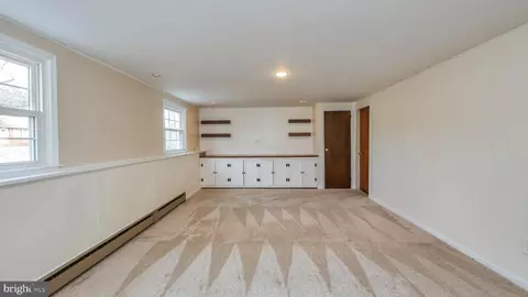Living - 1107 Breakers Ave, Absecon, NJ 08201 photo 3 of 3