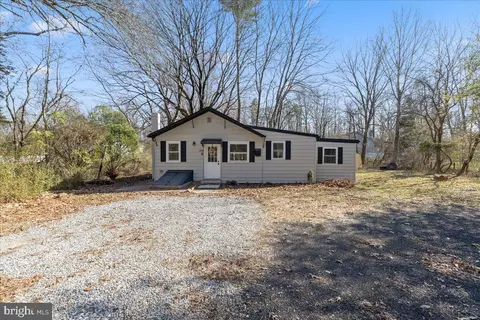 1318 Mount Vernon Ave, Mays Landing, NJ 08330