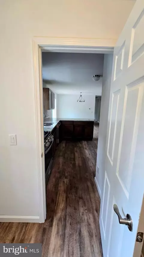 Entry Way - 625 Weymouth Rd, Buena, NJ 08310 photo 13 of 14