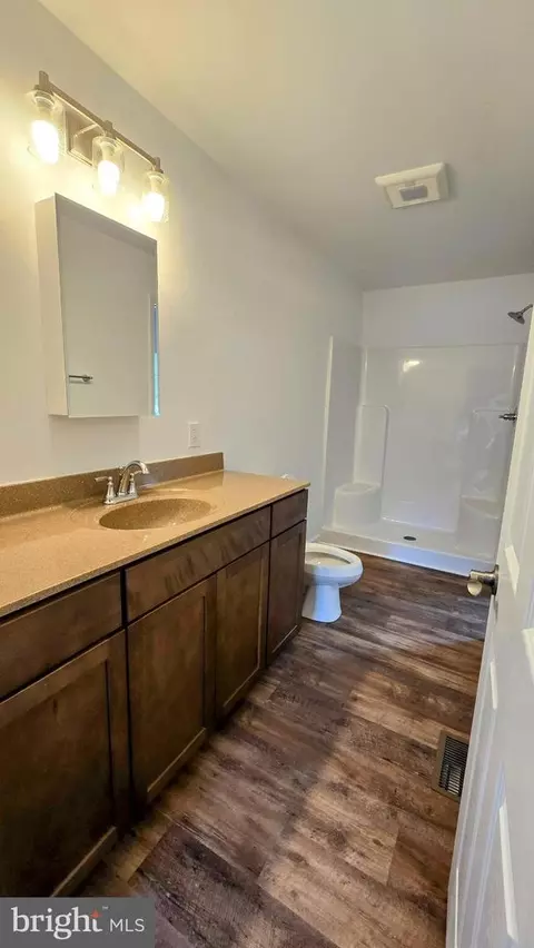 Bath - 625 Weymouth Rd, Buena, NJ 08310 photo 1 of 1