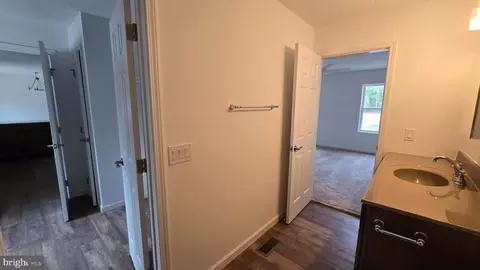 Entry Way - 625 Weymouth Rd, Buena, NJ 08310 photo 11 of 14
